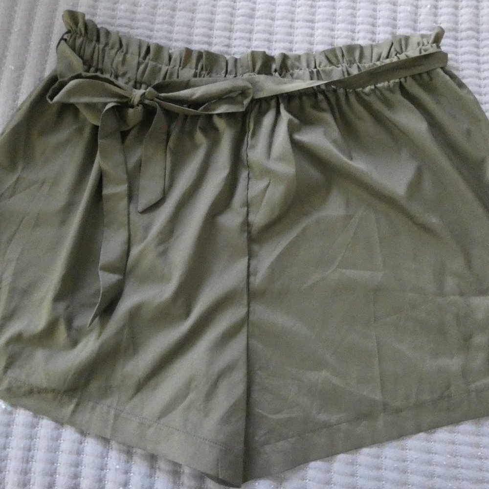 Women's Paperbag Waist Shorts